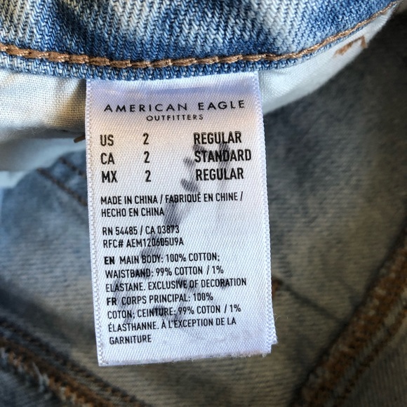 AE Distressed Mom Jean. - Picture 8 of 16